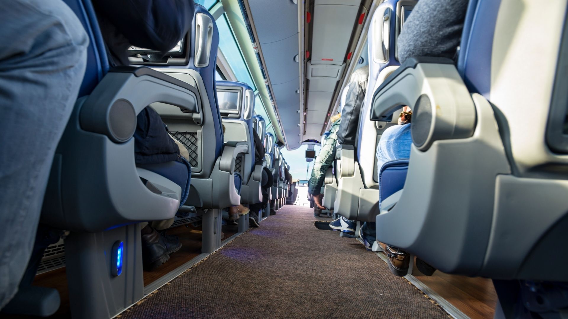 berardi viaggi frosinone, noleggio autobus, noleggio pulmini, autista privato